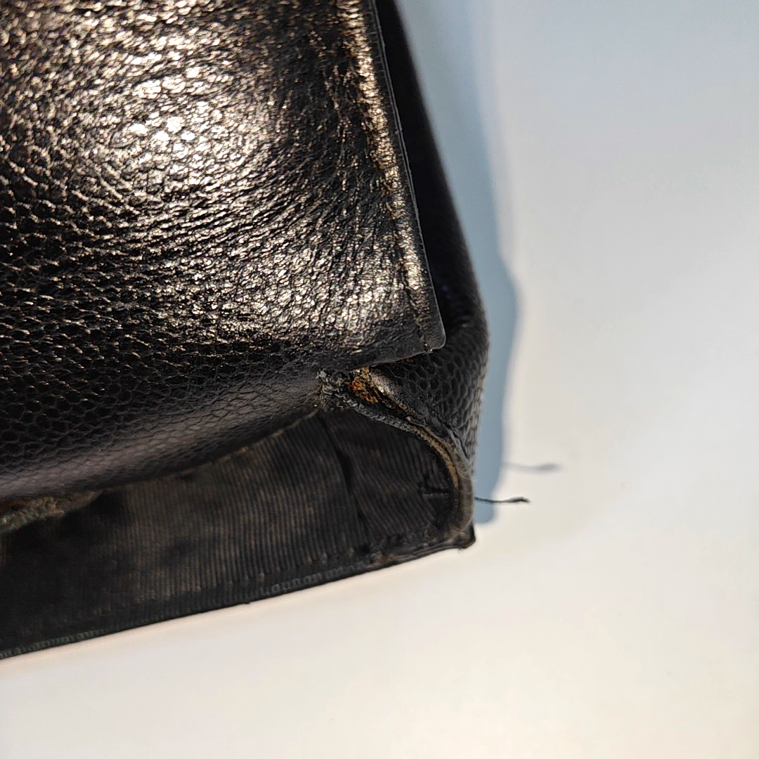 Grained Calfskin Black