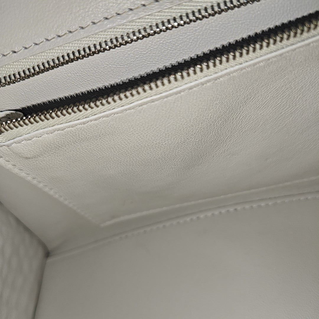 Hourglass S Calfskin White