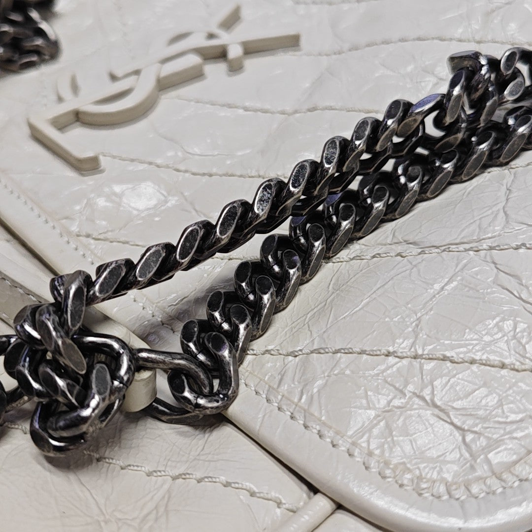 NIKI Medium Chevron Calfskin White