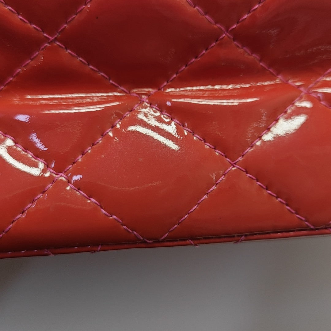 CLASSIC FLAP Small Quilted Patent Leather Red