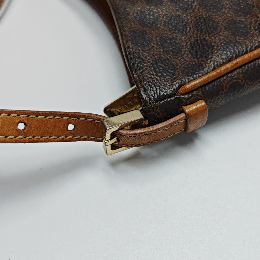 Coated Canvas Brown