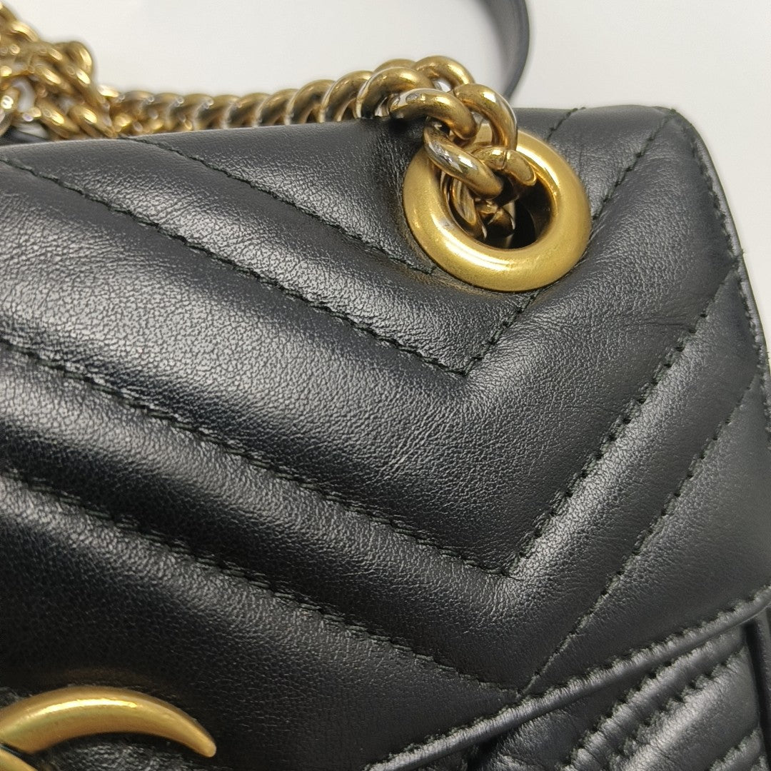 GG Marmont Small Quilted Calfskin Black