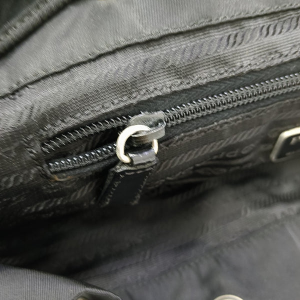 Re-Nylon Medium Nylon Black
