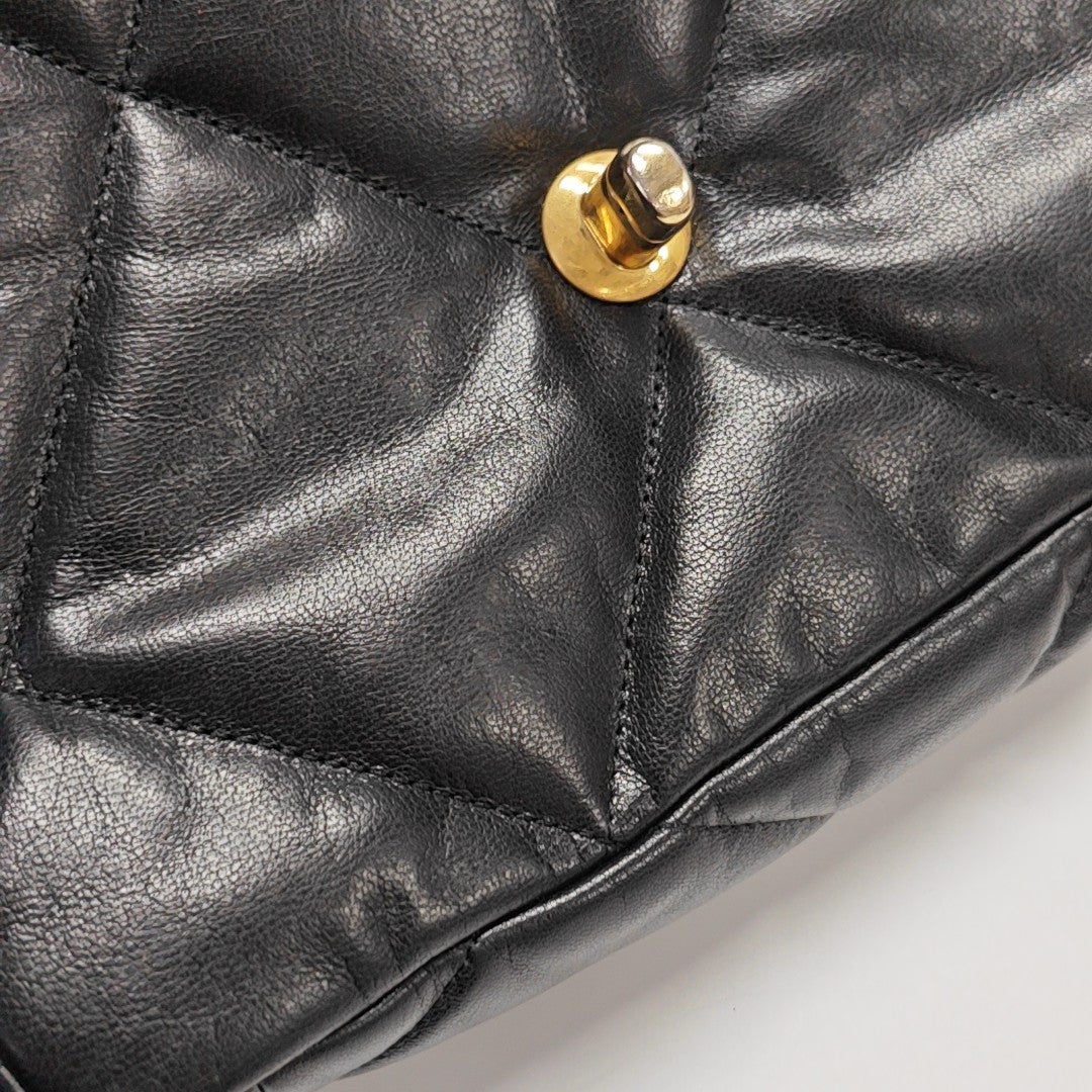 CHANEL 19 Small Quilted Lambskin Black