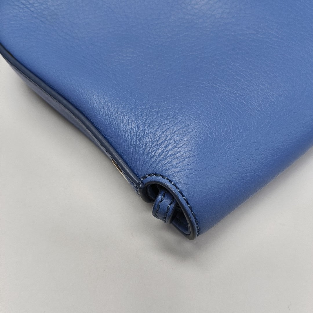 Baguette Medium Calfskin Blue