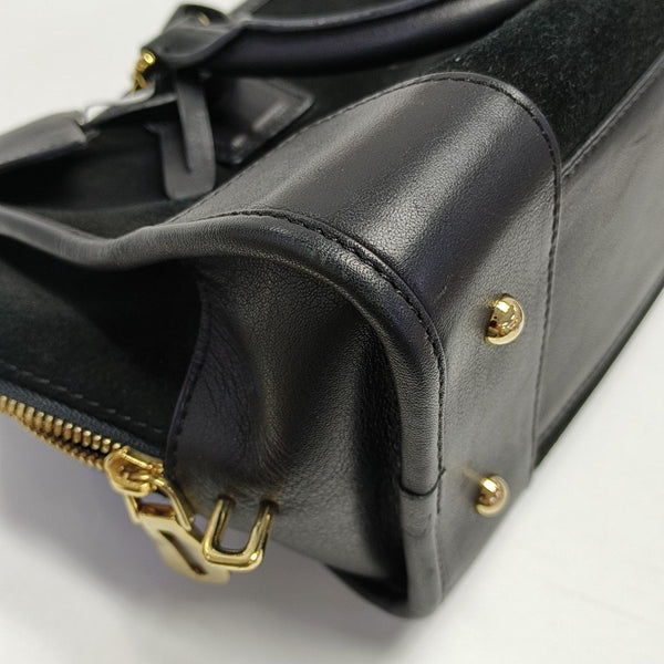 Amazona 28 Suede Black