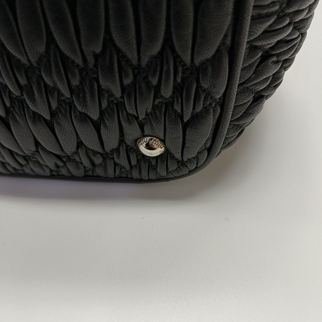 Avenue Quilted Lambskin Black
