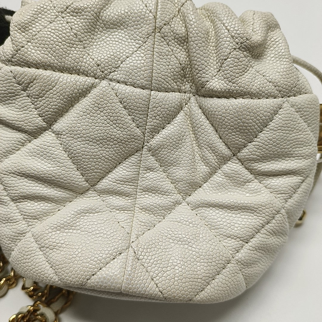 DRAWSTRING Quilted Grained Calfskin White