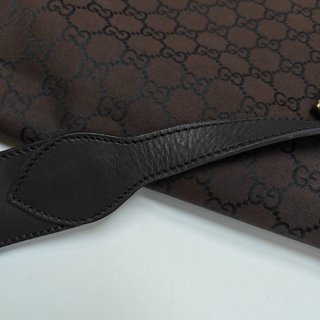 Monogram Canvas Brown