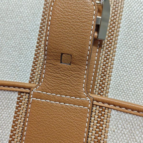 Brillant Medium Canvas Beige
