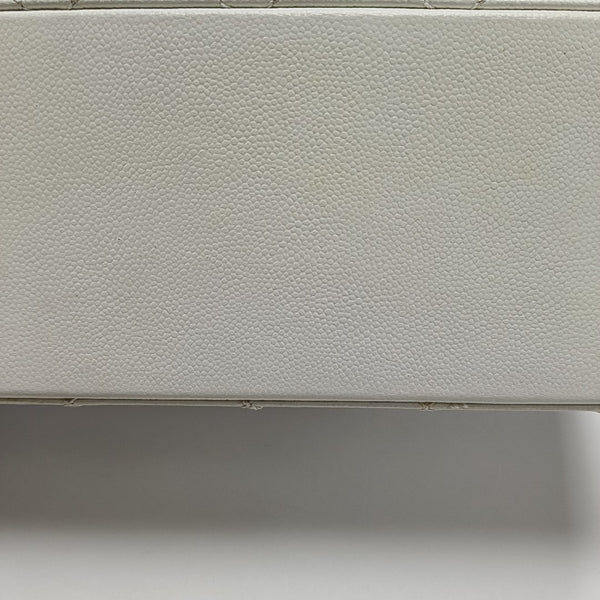 Quilted Calfskin White