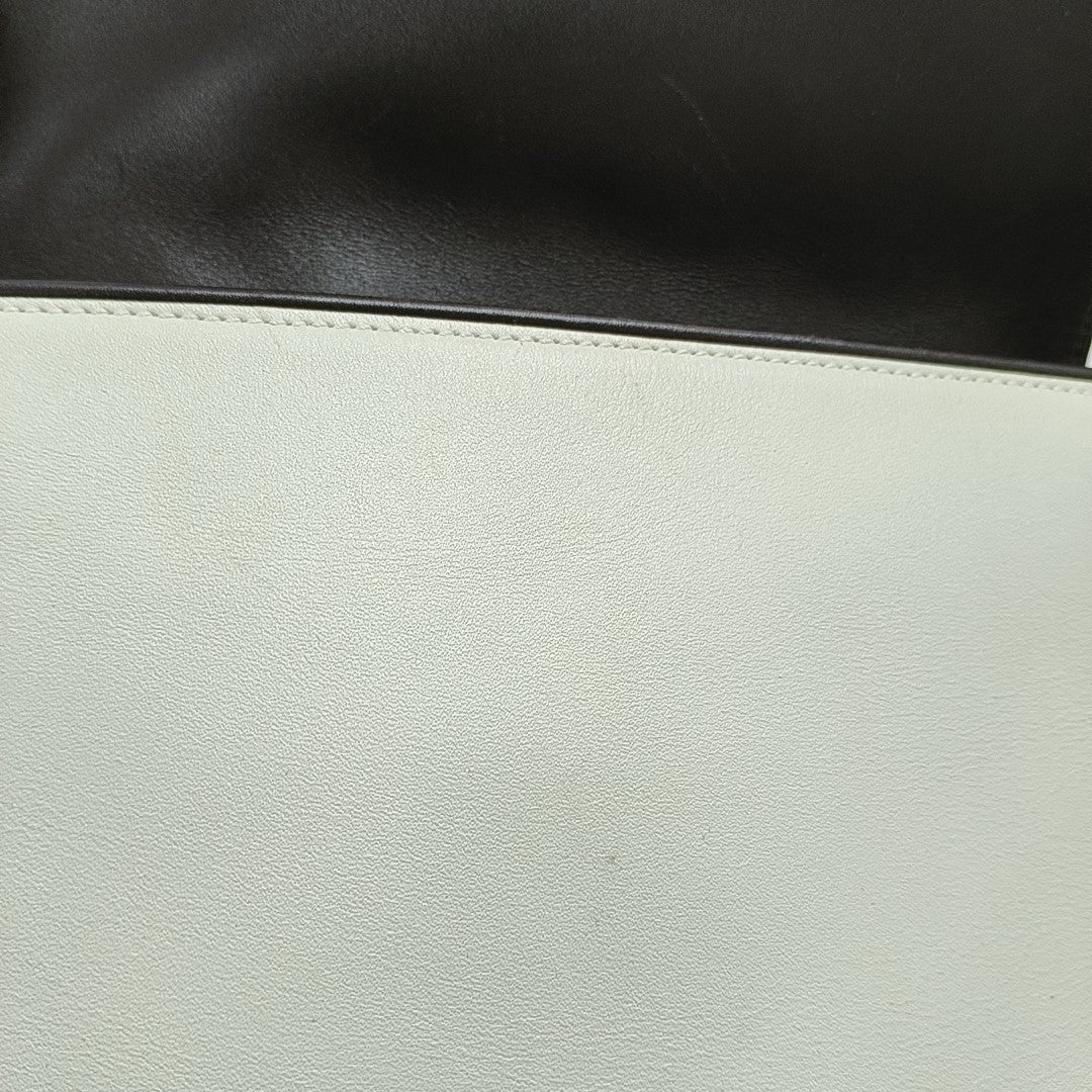 Calfskin White