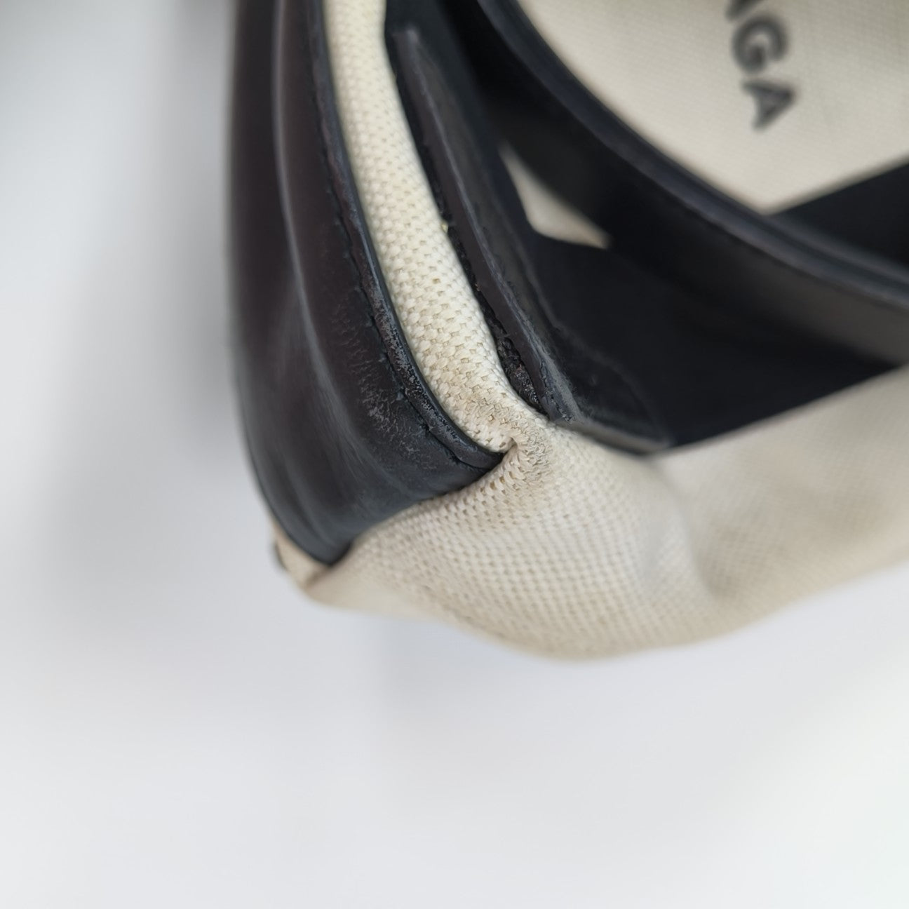 Navy Mini Canvas White