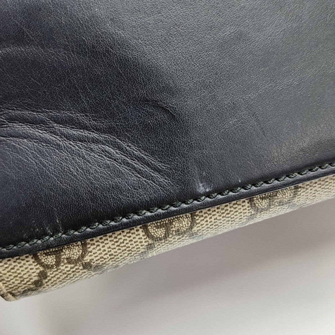 Authenticated pre-owned  Padlock Medium Monogram Coated Canvas Beige - Shoulder Bag at Looply