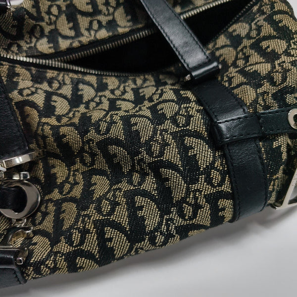 Oblique Canvas Top Handle Bag Gray