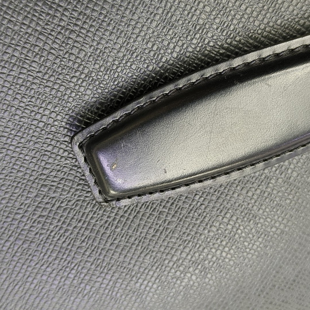 PEGASE Calfskin Black
