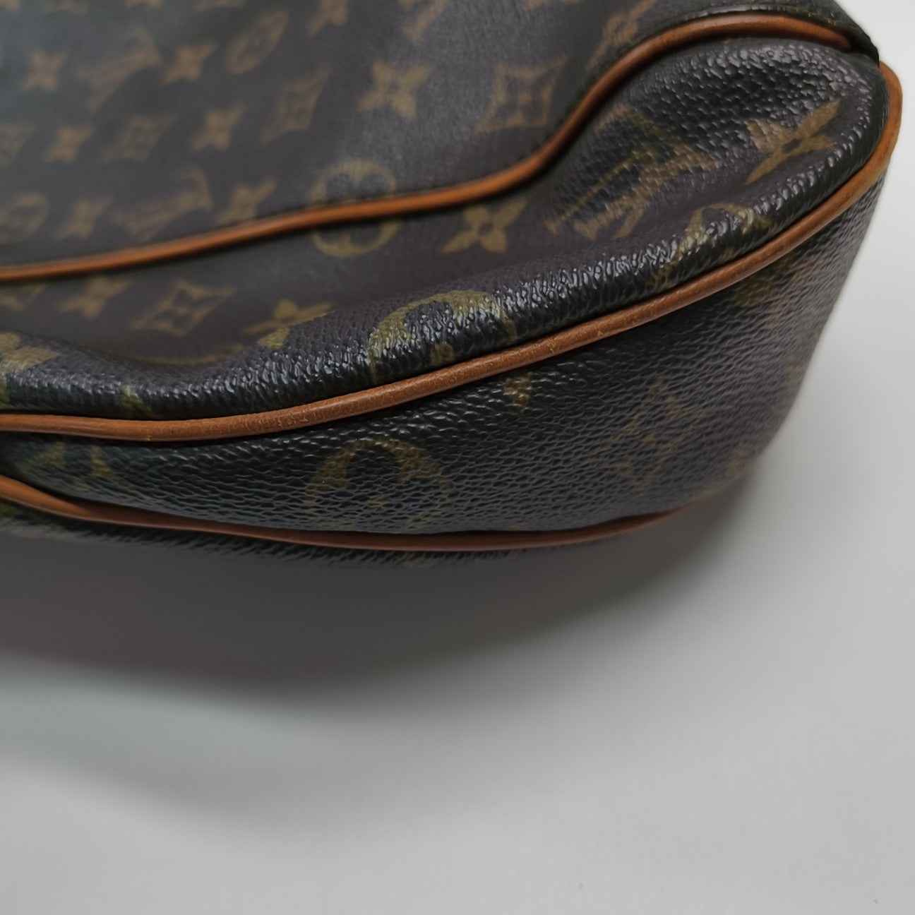VINTAGE THAMES GM Monogram Coated Canvas Brown