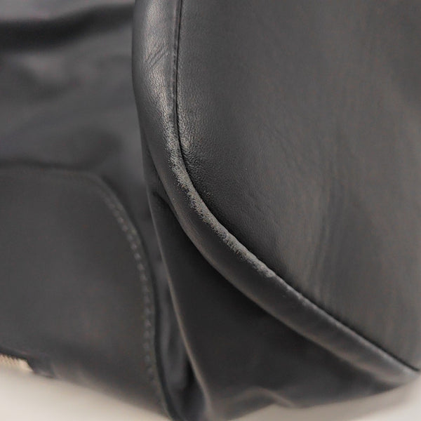 V LINE Calfskin Multicolor