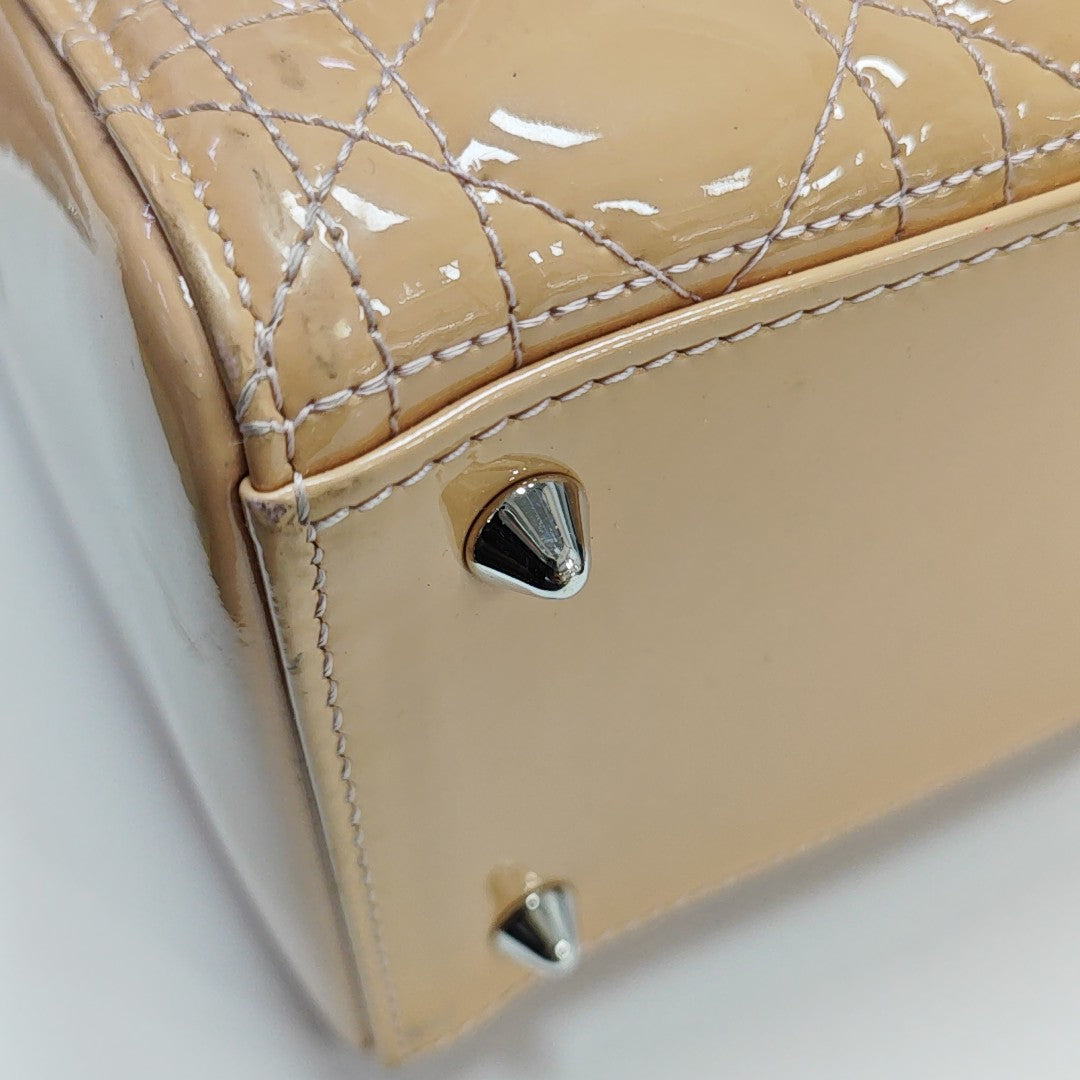 Lady Dior Medium Cannage Patent Leather Pink