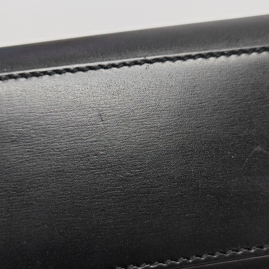 MANHATTAN Medium Calfskin Black