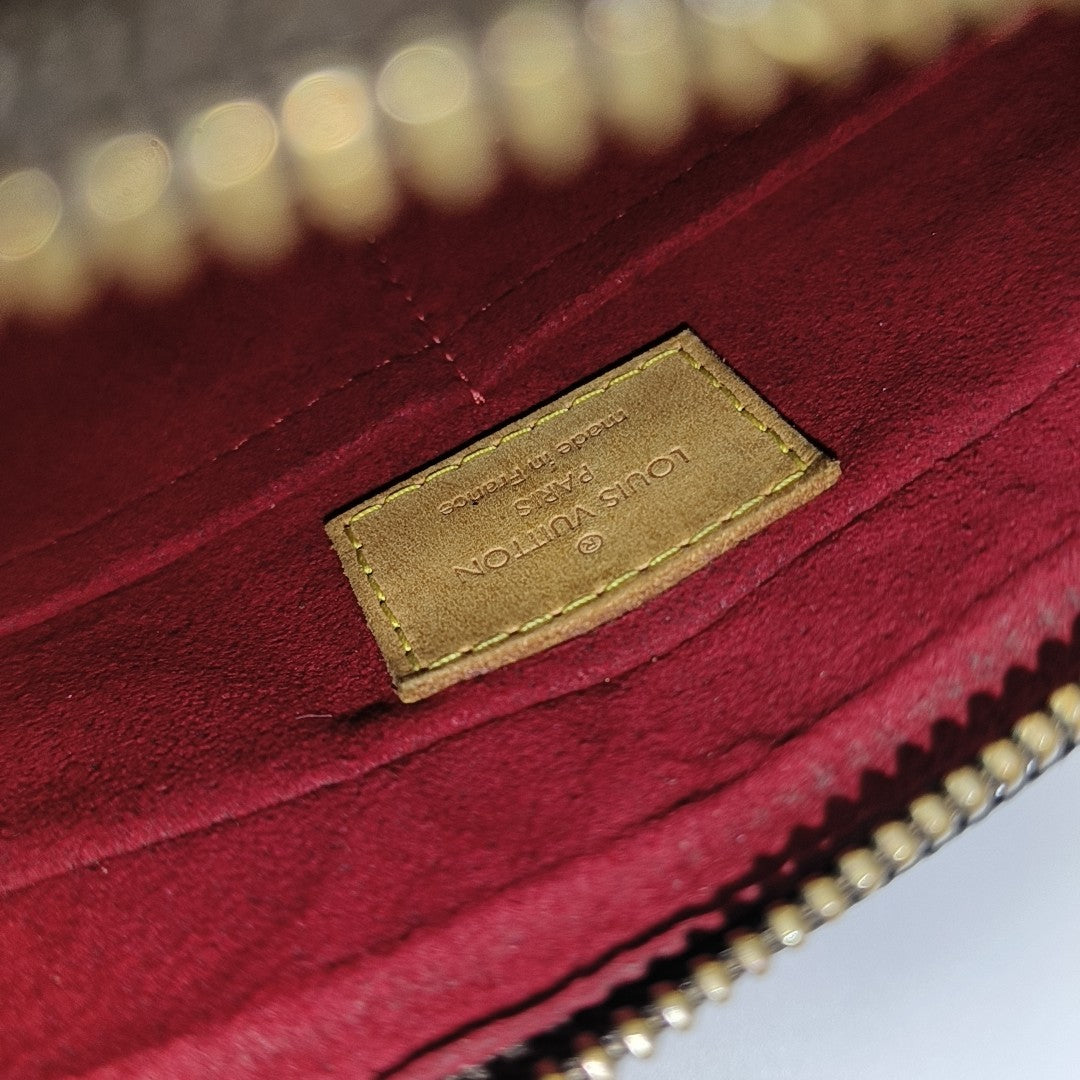 VIVA CITE Monogram Coated Canvas Brown