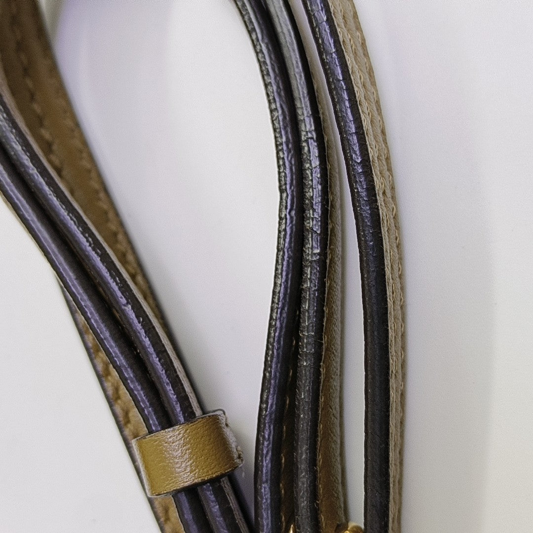 Faye Medium Calfskin Green
