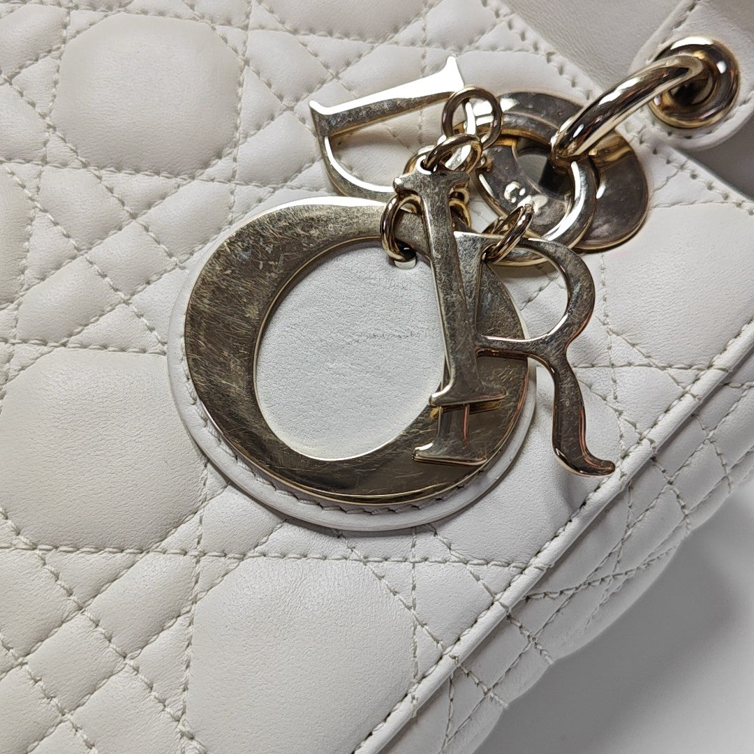 Lady Dior Cannage Piel de Cordero Blanco