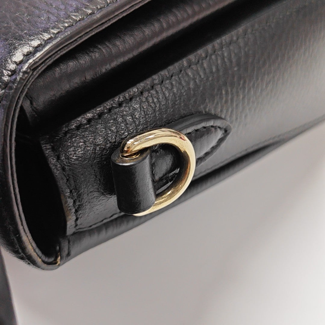 Interlocking G Large Calfskin Black