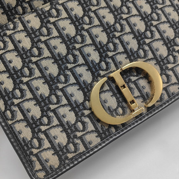30 Montaigne Oblique Canvas Blue