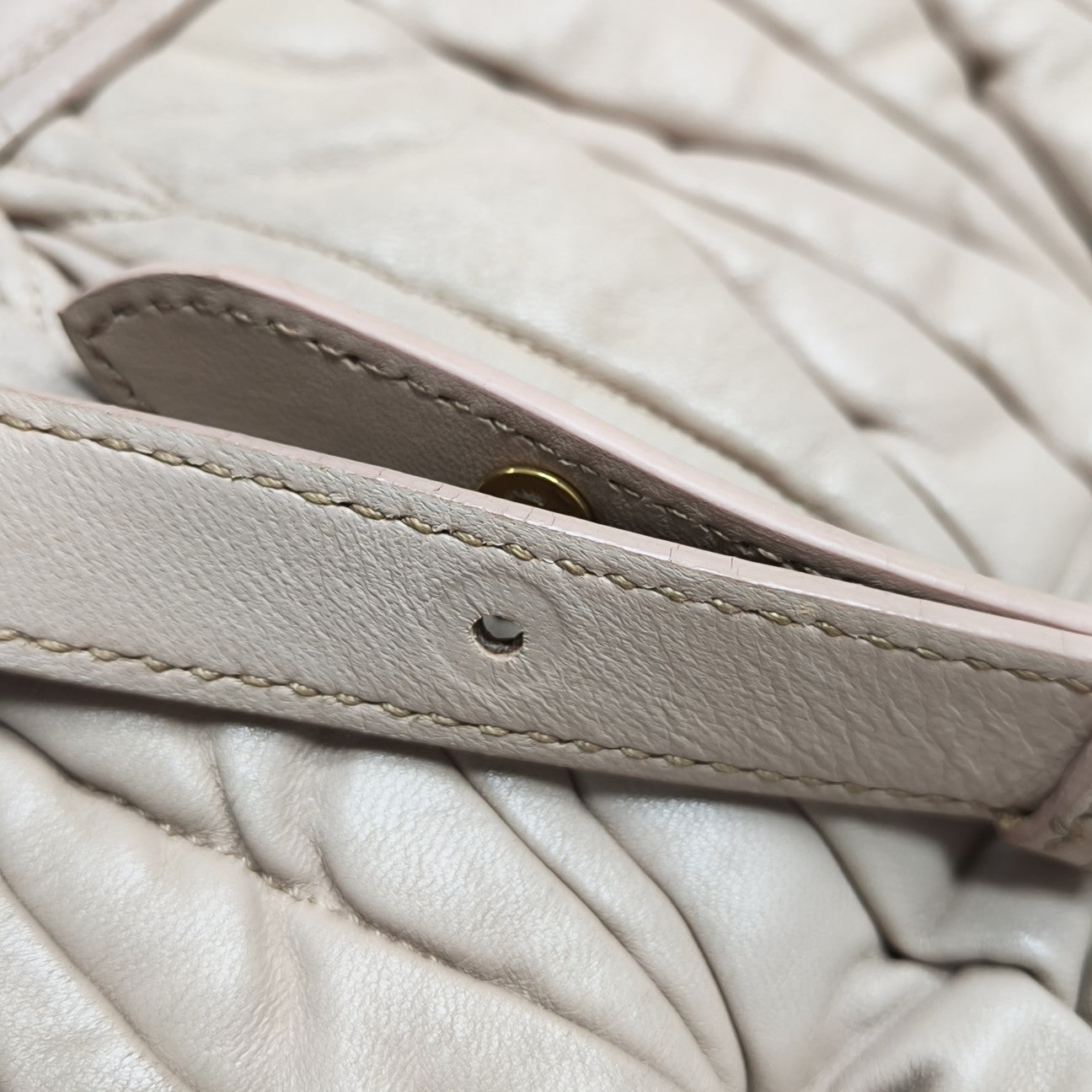Miu Coffer Quilted Lambskin Pink