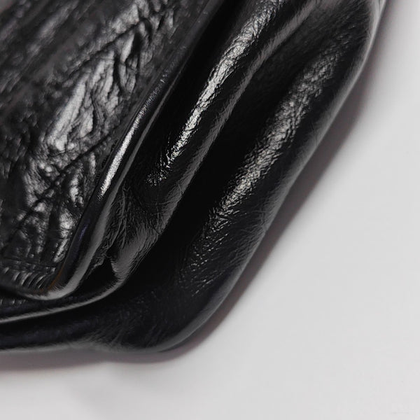 NIKI Medium Chevron Calfskin Black