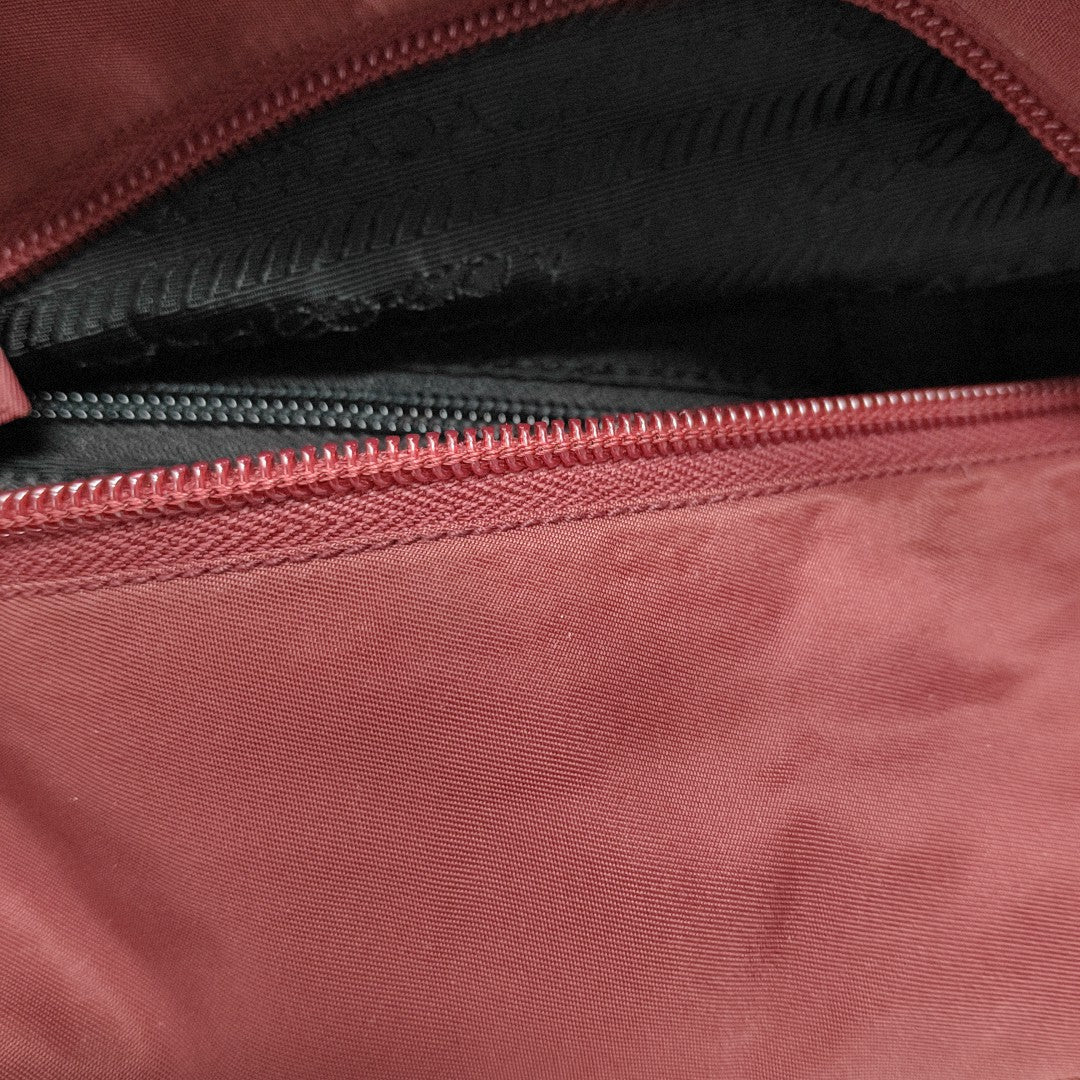 Clutch Nylon Red
