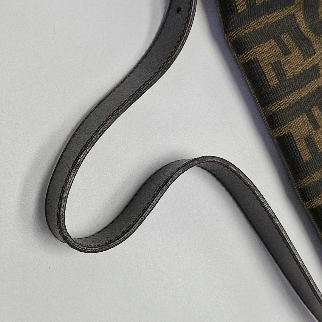 Baguette Medium Canvas Brown