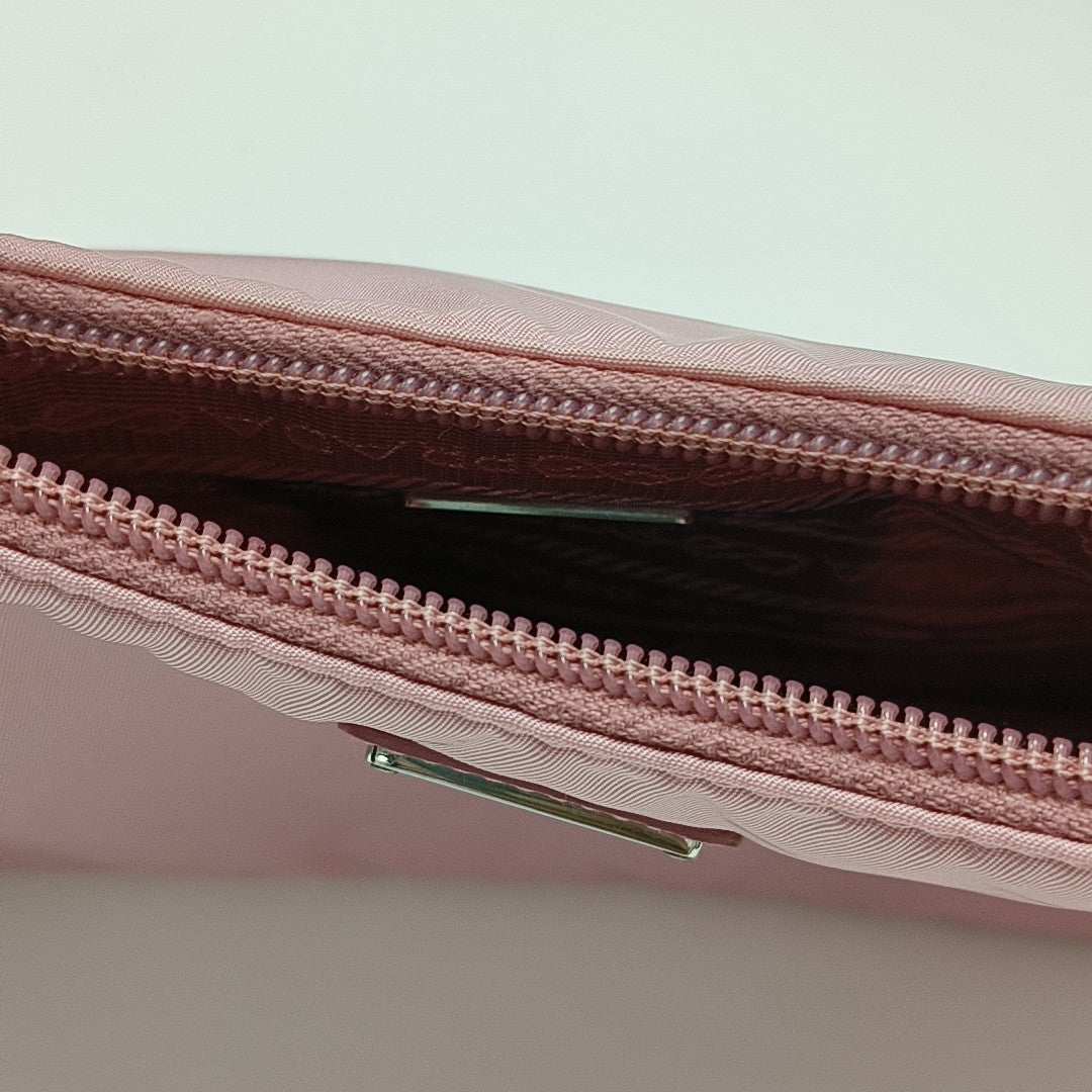Re-Edition2000 Mini Nylon Pink