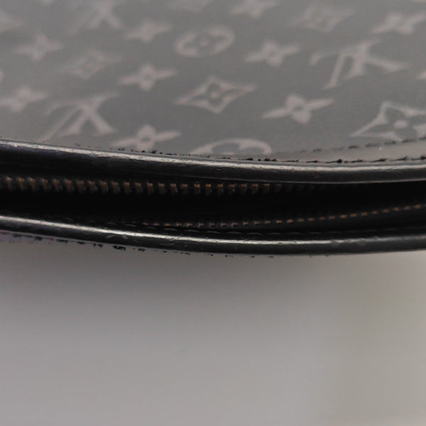 Pochette Voyag MM Monogram Coated Canvas Black