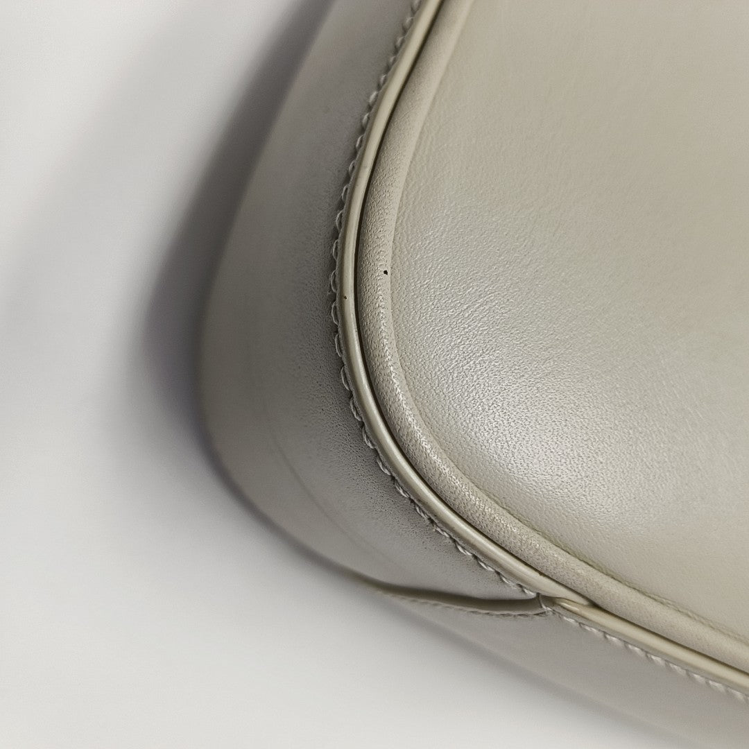LE 5 À 7 Small Calfskin White