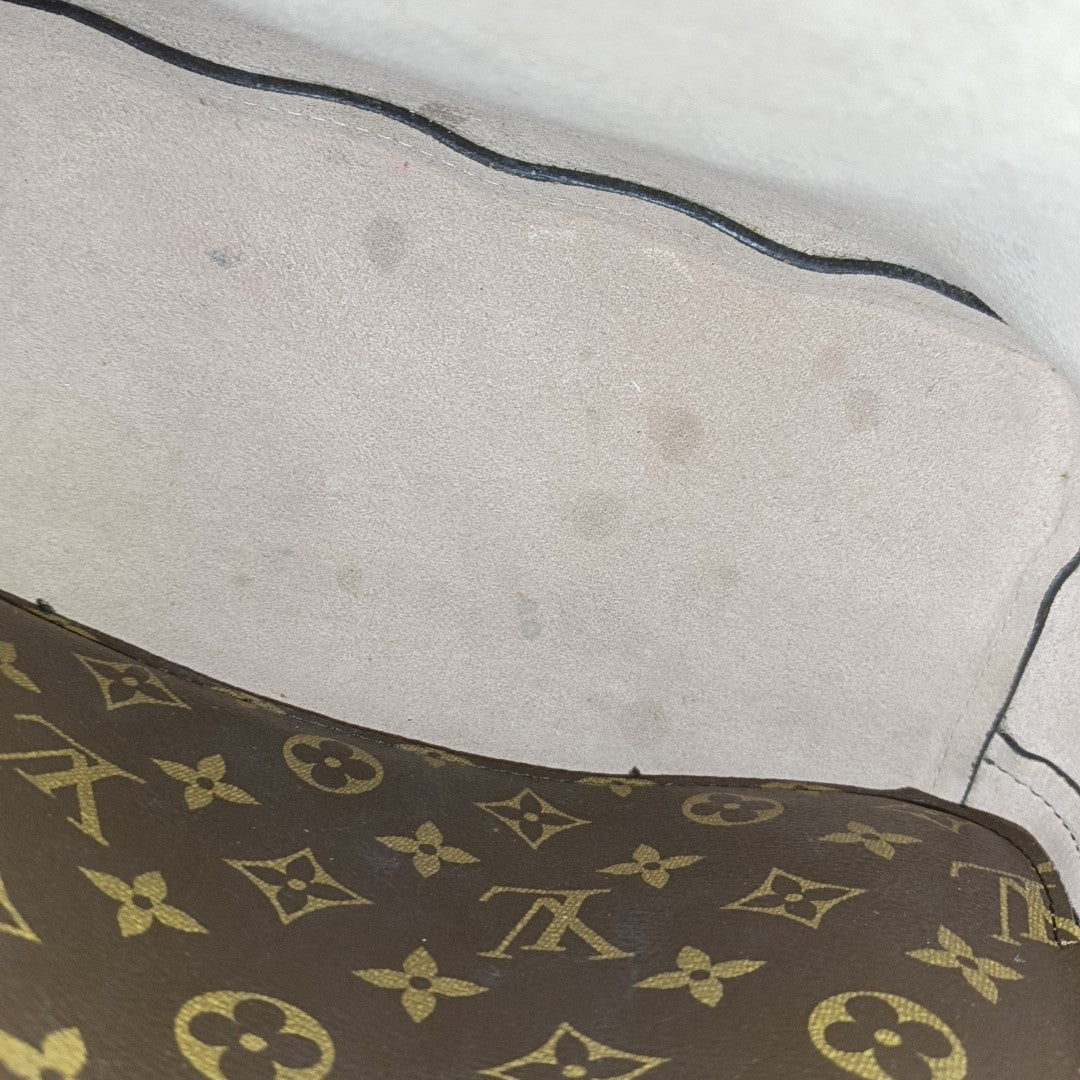 NÉONOÉ MM Monogram Coated Canvas Brown