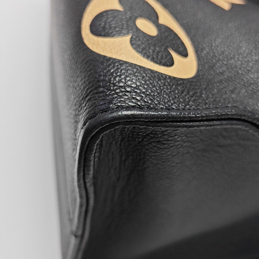 ONTHEGO MM Monogram Calfskin Black