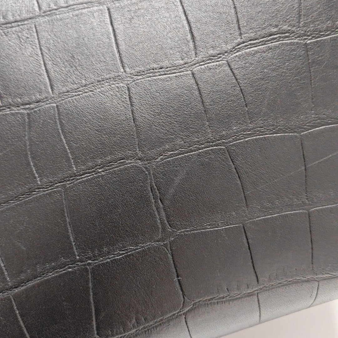 PHANTOM Medium Calfskin Black