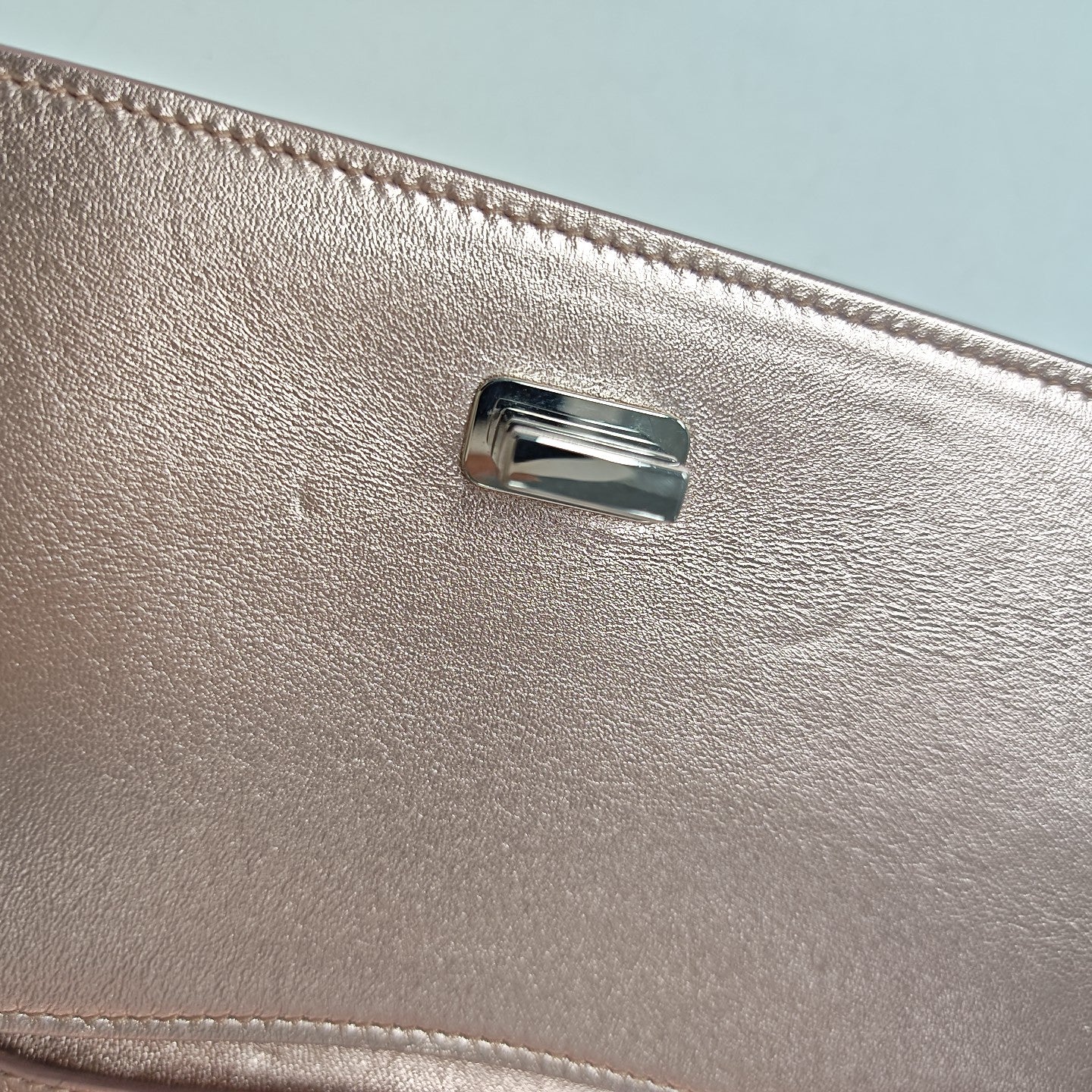 Quilted Lambskin Shoulder Bag Pink