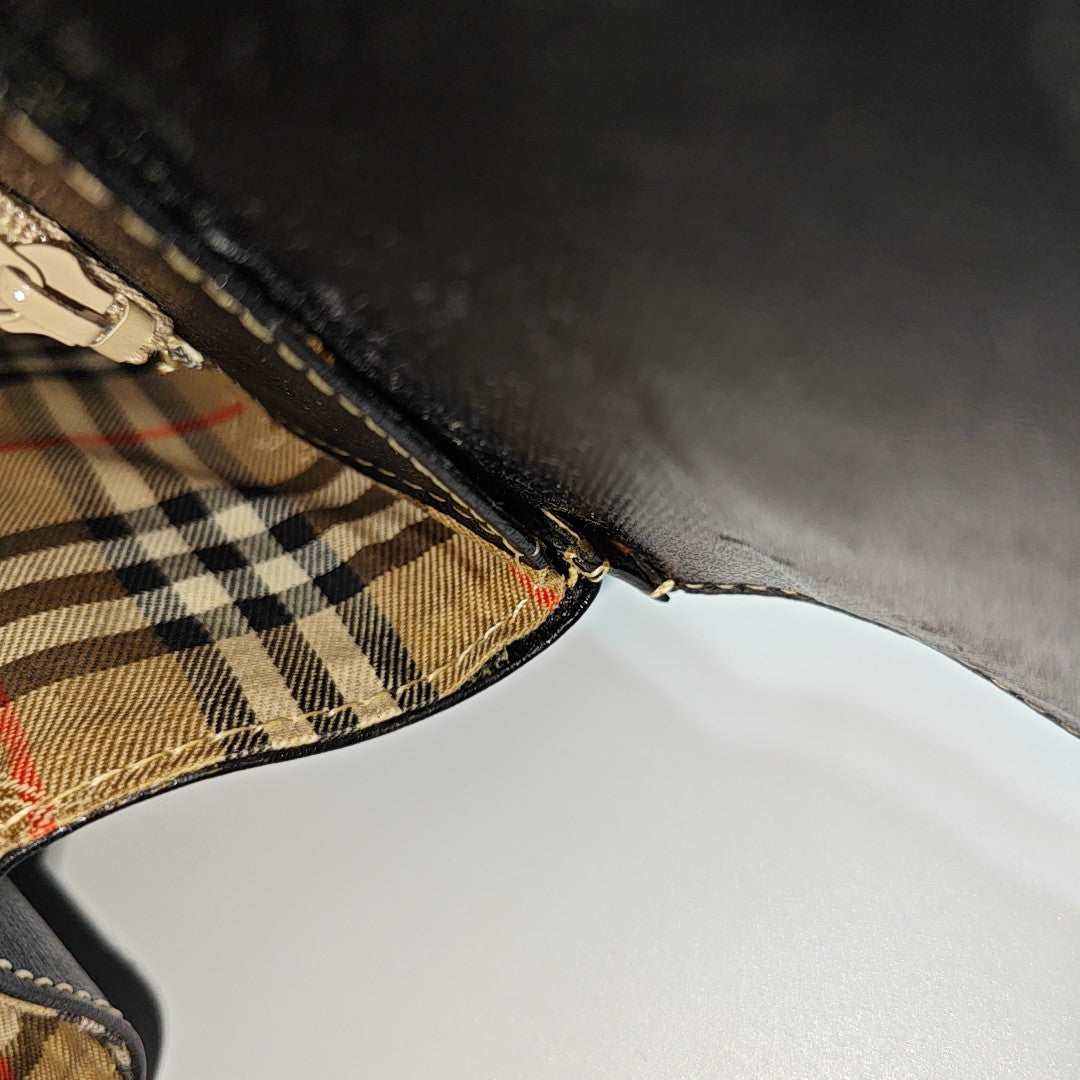 Calfskin Shoulder Bag Black