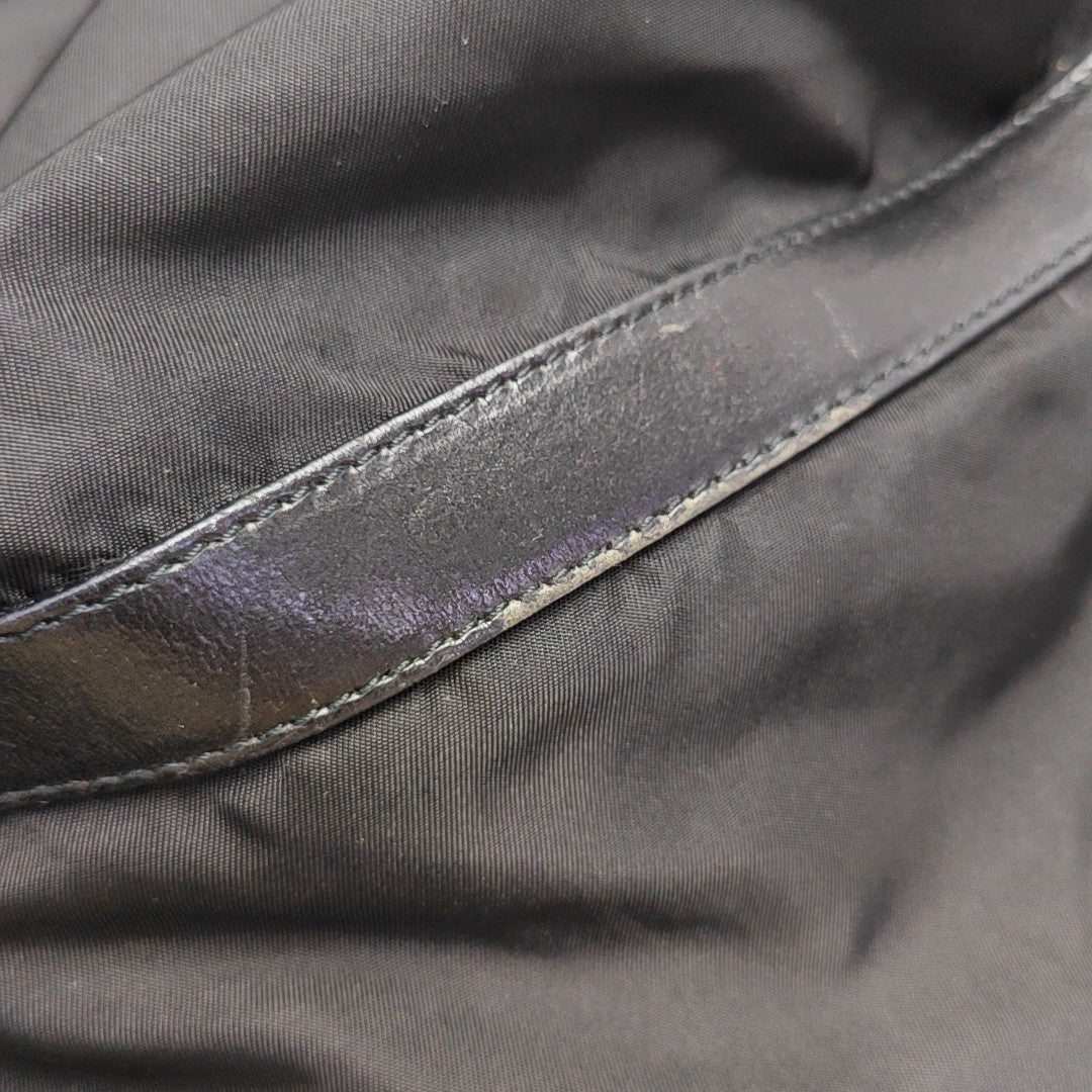 Vela Messenger Bag Nylon Black