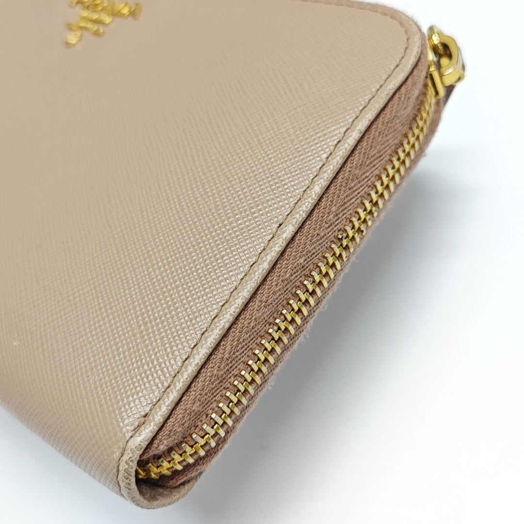 Calfskin Clutch Pink