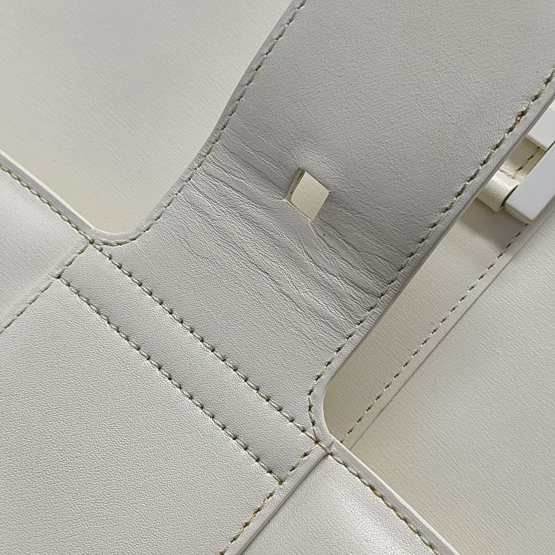 Brillant Calfskin White