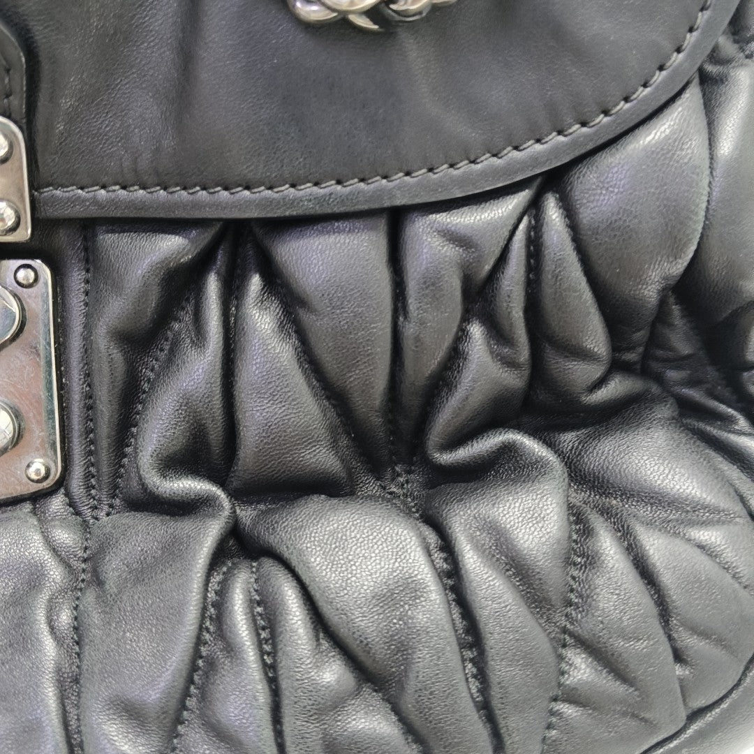 Miu Coffer Quilted Lambskin Black