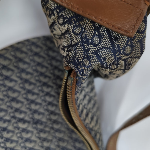 Street Chic Canvas Blue