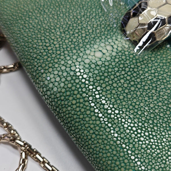 SERPENTI FOREVER Small Stingray Leather Green