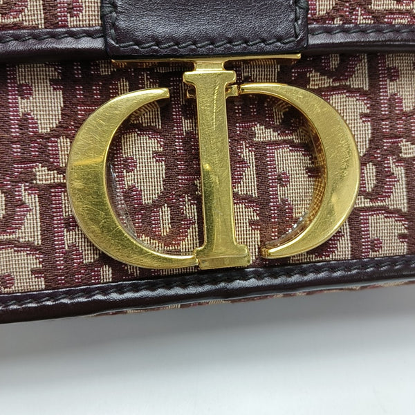 30 Montaigne Oblique Canvas Red