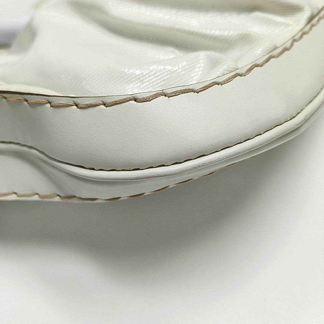 Queen Coated Canvas White