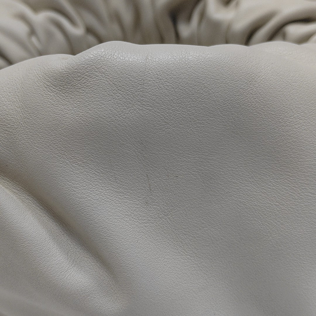 The Pouch Mini Calfskin White